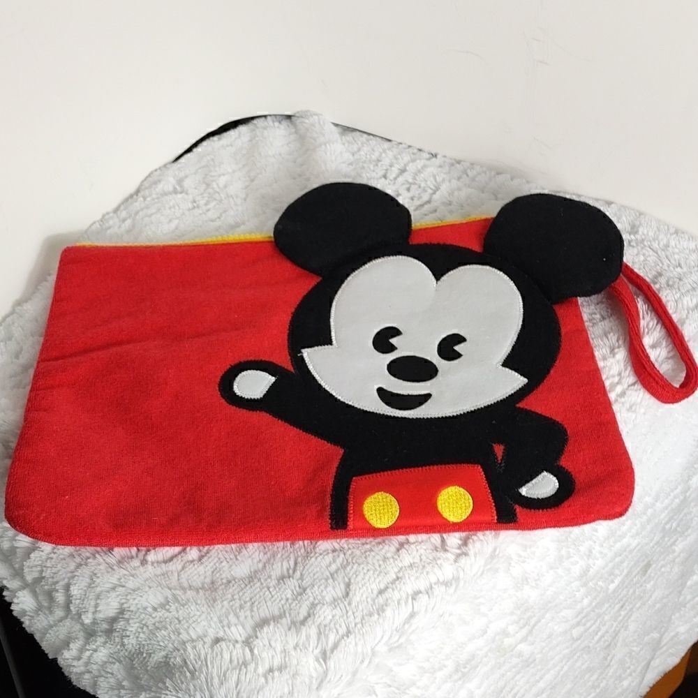 Disney Mickey Mouse Insulated Pouch